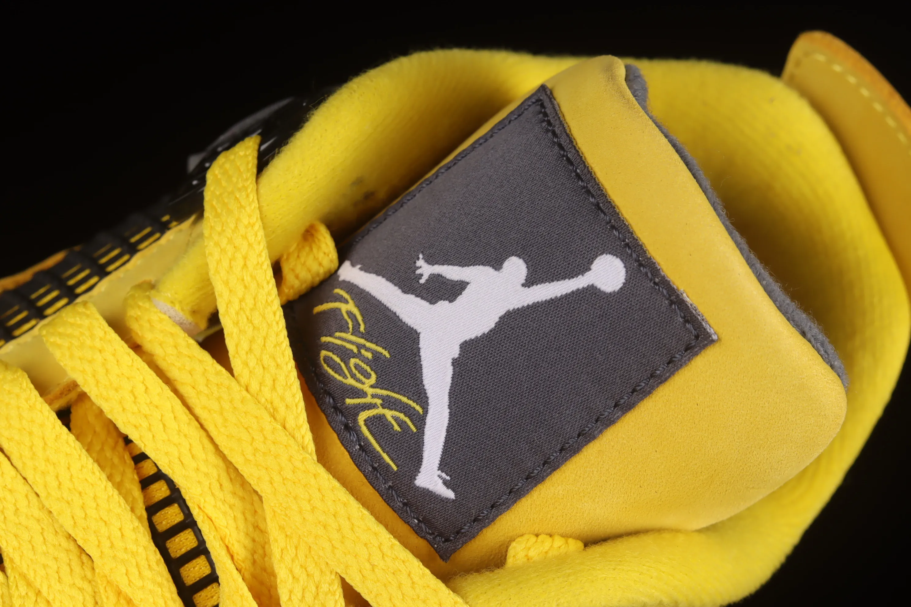 All categories Air Jordan Jordan series basketball shoes Air Jordan 4 foreign trade version Air Jordan 4 Retro "Lightning" AJ4 Joe 4 replica white and yellow electric mother CT8527-700